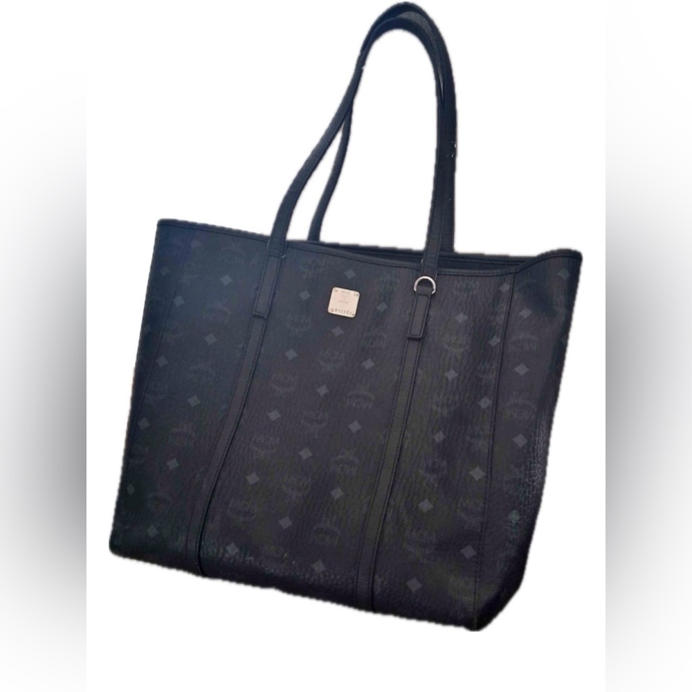 MARKDOWN - MCM Munchen Large Tote